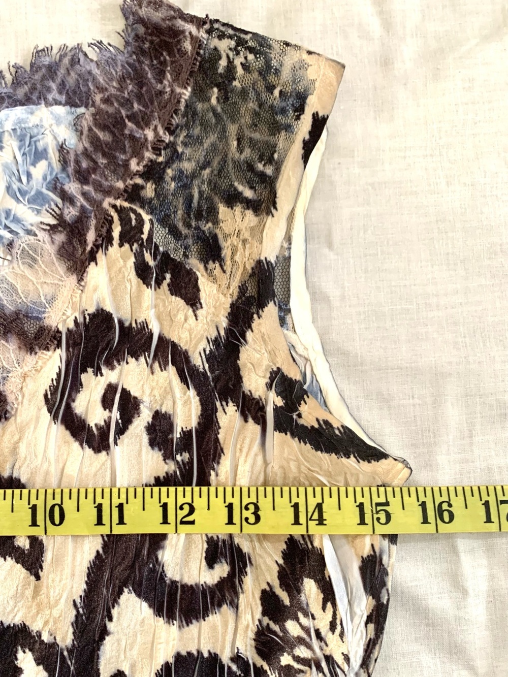 Komarov Maxi Dress 1930s Style Damask
Scroll Crinkle Cocktail Gown Black/Tan- M - Picture 9 of 15